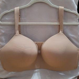 Totally Smooth full coverage bra